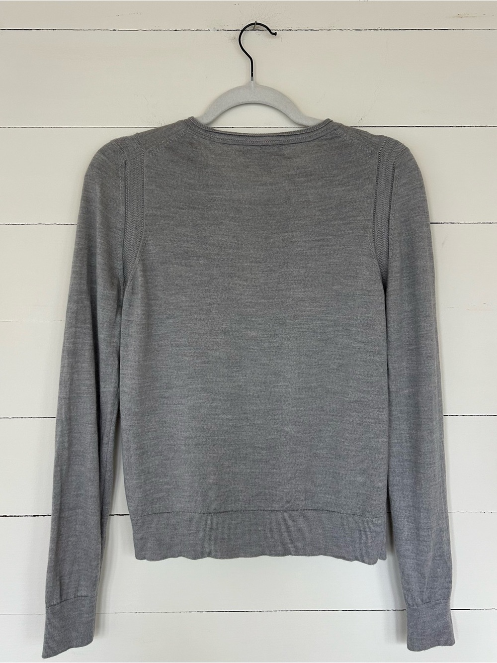 Banana Republic Light Gray Merino Wool Crewneck Cardigan, Size Medium - Picture 2 of 4
